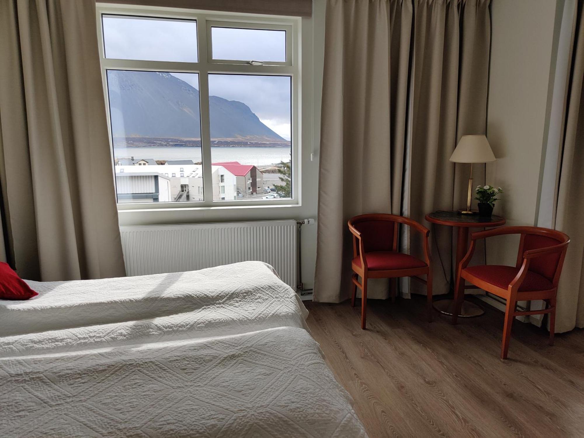 Hotel Borgarnes Bagian luar foto