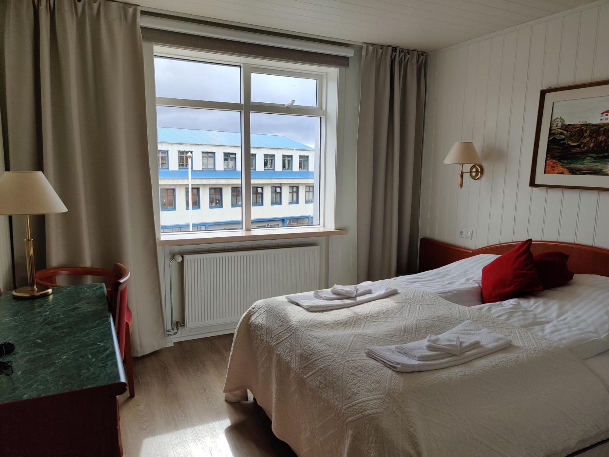 Hotel Borgarnes Bagian luar foto