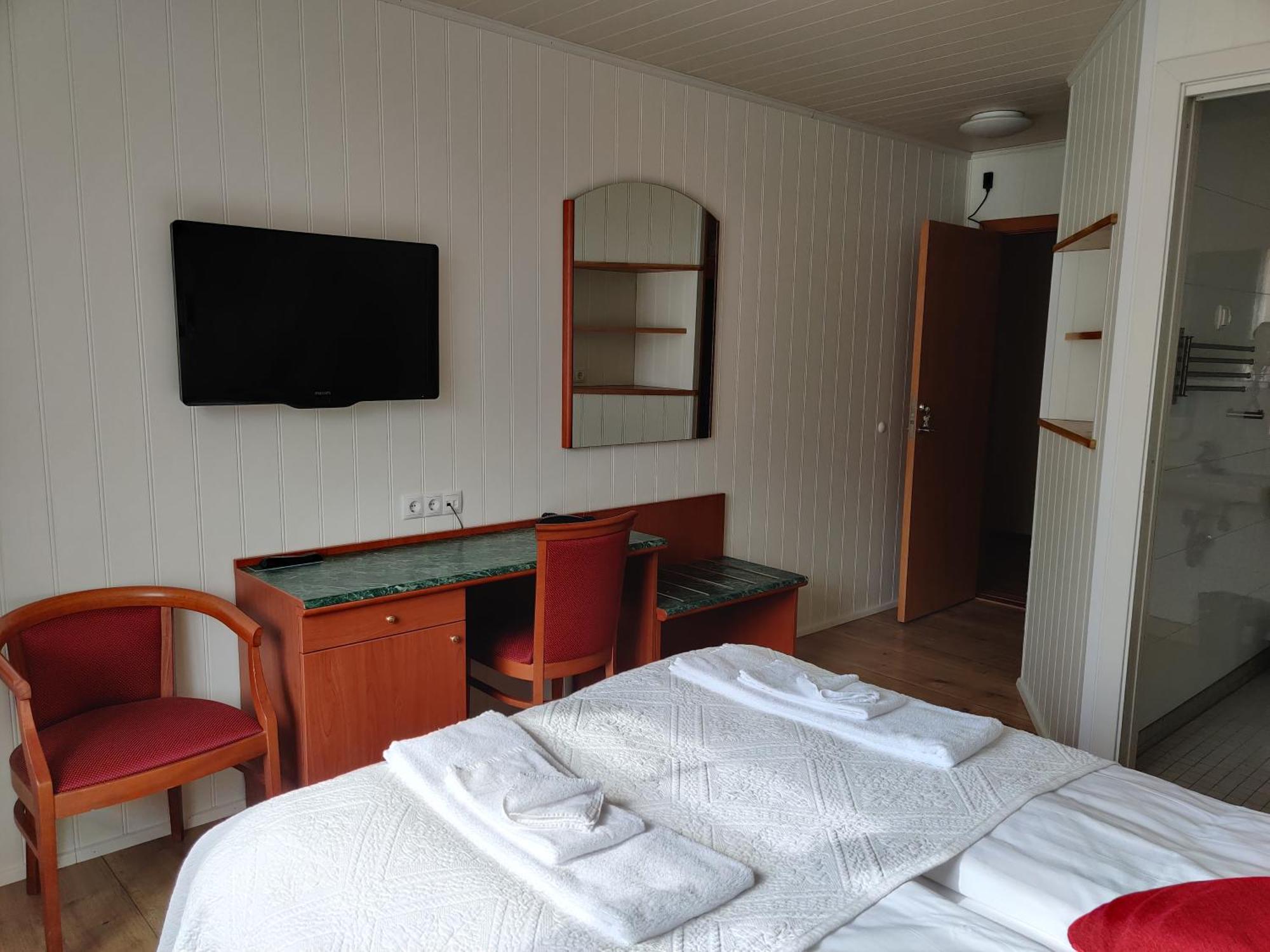Hotel Borgarnes Bagian luar foto