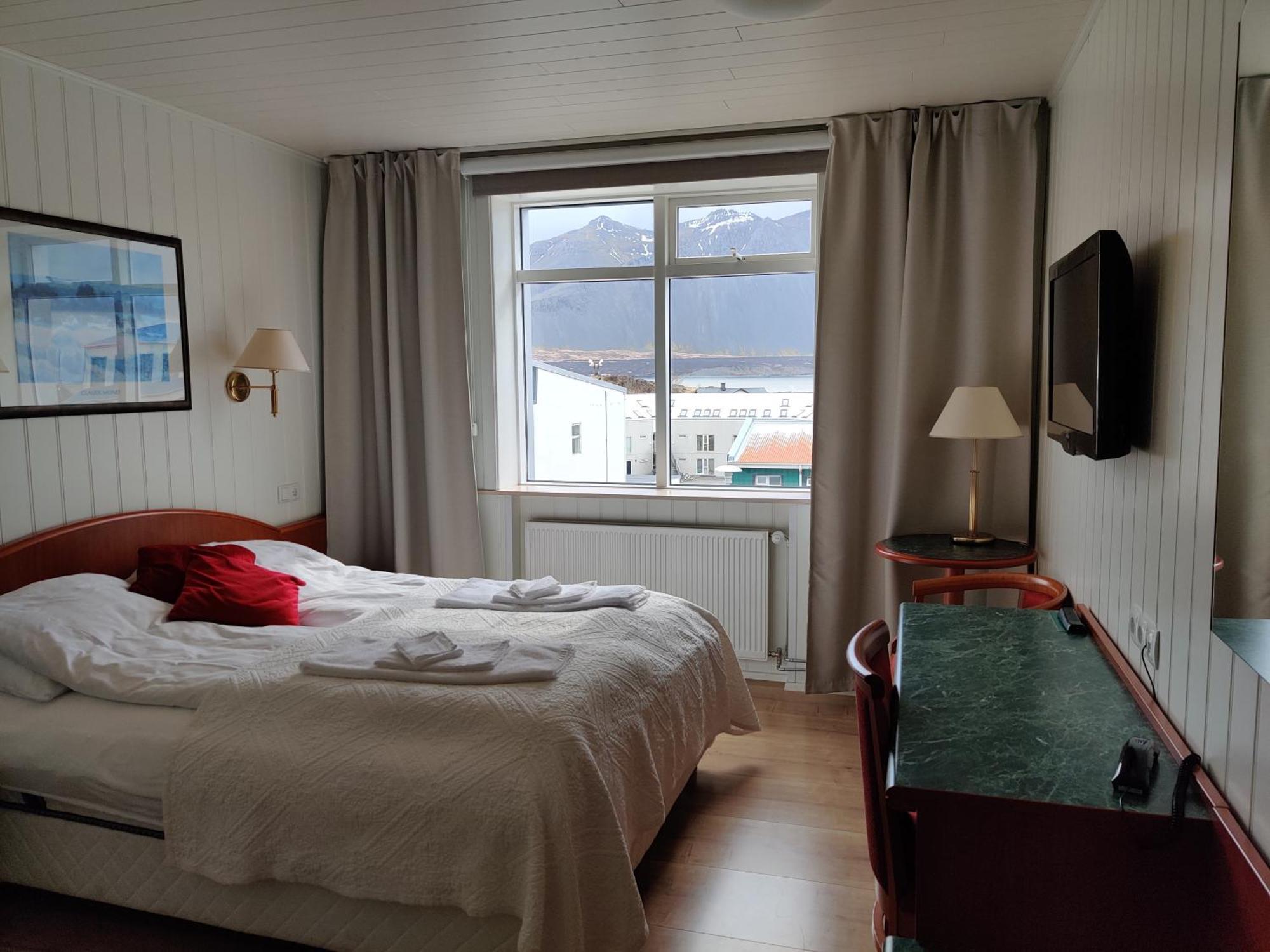 Hotel Borgarnes Bagian luar foto