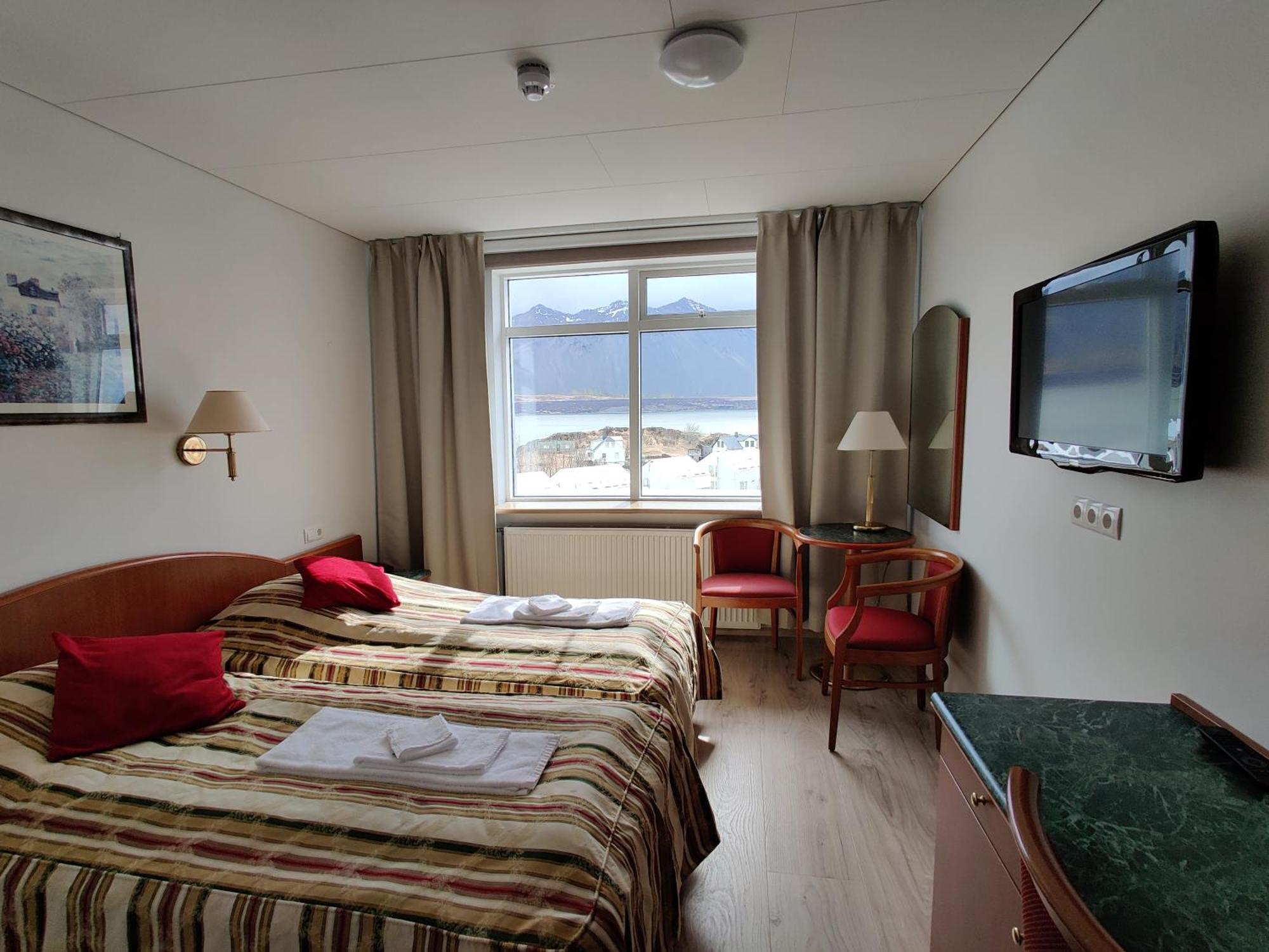 Hotel Borgarnes Bagian luar foto