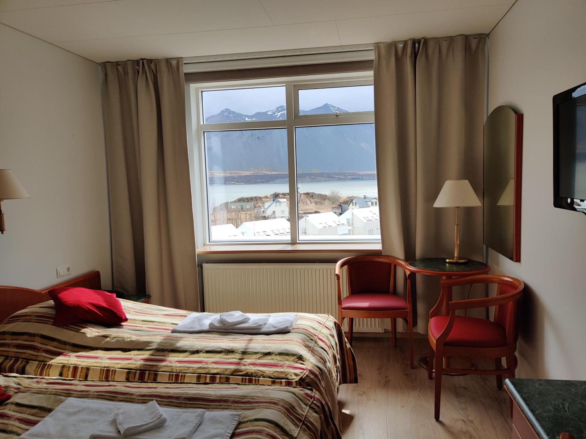 Hotel Borgarnes Bagian luar foto